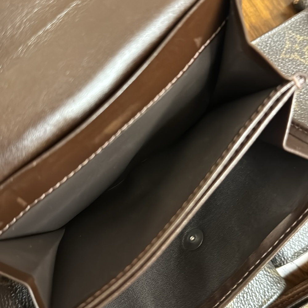 Burberry Bifold wallet Nice clean - Picture 7 of 13
